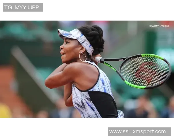 足球门将护肘的重要性及选择技巧解析助力守门员提升竞技表现